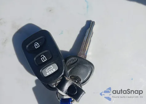 2013 Hyundai Elantra Gls from USA, damaged, VIN 5NPDH4AE7DH196149